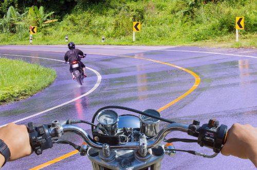 Motorcycle Lane Splitting Is it Legal in Sierra Blanca Texas