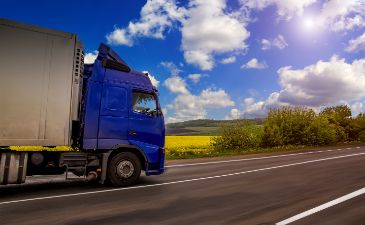How to Safely Navigate Roads 10 Crucial Tips to Prevent Truck Accidents