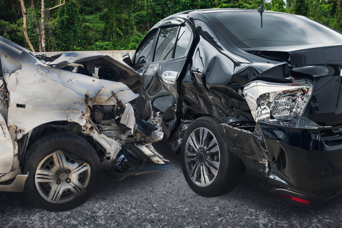 Bracing for Impact: Mitigating Injuries in Car Crashes